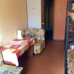 Hostel HostAl Irkutsk Кровать в мужском общем номере с двухъярусной кроватью фото 4