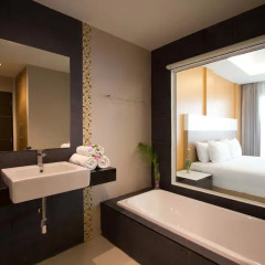 Отель Chanalai Hillside Resort, Karon Beach 4* Улучшенный номер двуспальная кровать фото 4