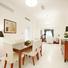 Golden Sands Hotel Sharjah 4* Апартаменты фото 13