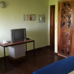 Отель Almond Tree Guest House 3* Стандартный номер с различными типами кроватей фото 4