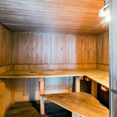 Гостиница Winter Cottage In Peredelkino With Sauna Коттедж с различными типами кроватей фото 19