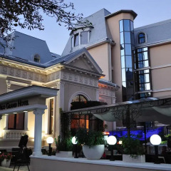 Vigo Grand Hotel балкон