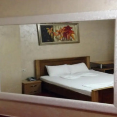 Отель Gjuta Hotel Албания, Тирана - отзывы, цены и фото номеров - забронировать отель Gjuta Hotel онлайн комната для гостей фото 5
