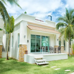 Отель Oriental Beach Pearl Resort 3* Вилла Делюкс с различными типами кроватей
