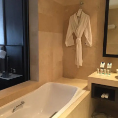 Le Meridien Paro, Riverfront in Paro, Bhutan from 182$, photos, reviews - zenhotels.com bathroom photo 2