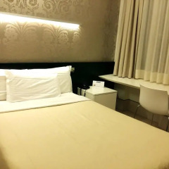 Savoy Hotel 4* Номер категории Эконом