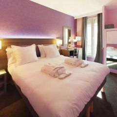 Отель Hôtel Poussin 3* Улучшенный номер с двуспальной кроватью фото 2