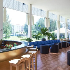 Отель Centara Sandy Beach Resort Danang гостиничный бар