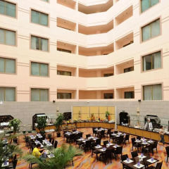 Howard Johnson Paragon Hotel Beijing с домашними животными