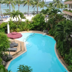 Отель The Bliss South Beach Patong бассейн фото 3