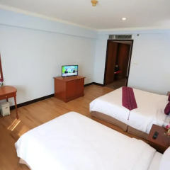 Karnmanee Palace Hotel 4* Номер Делюкс с различными типами кроватей фото 2
