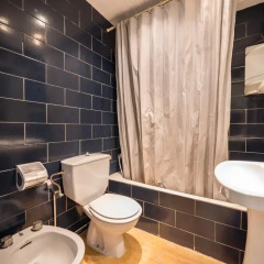 Отель Apartaments AR Borodin Испания, Льорет-де-Мар - отзывы, цены и фото номеров - забронировать отель Apartaments AR Borodin онлайн ванная