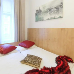 Апартаменты Queens Apartments Стандартный номер с различными типами кроватей фото 10