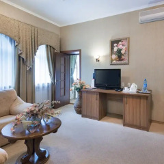 Гостиница Кремлевский 4* Люкс с 2 отдельными кроватями фото 3