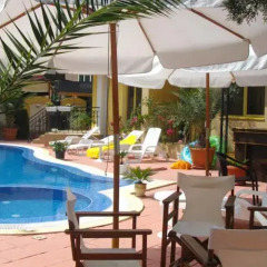 Отель Guest House Vienna бассейн