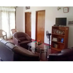 Hikka Train Hostel Хиккадува комната для гостей