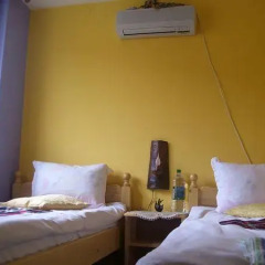 Отель Bonevi Guest House Болгария, Боженци - отзывы, цены и фото номеров - забронировать отель Bonevi Guest House онлайн комната для гостей фото 3
