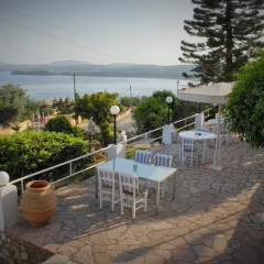 Отель Stefanos Place Греция, Корфу - отзывы, цены и фото номеров - забронировать отель Stefanos Place онлайн пляж фото 2