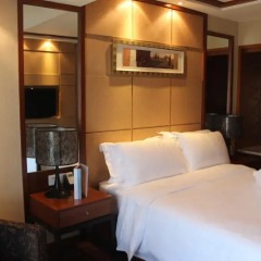 Sun Flower Hotel and Residence 4* Люкс повышенной комфортности с различными типами кроватей фото 7