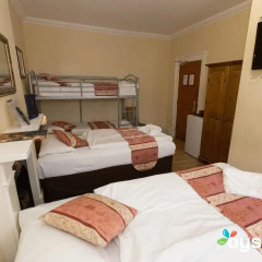 Dolphin Hotel 3* Стандартный семейный номер с двуспальной кроватью фото 7