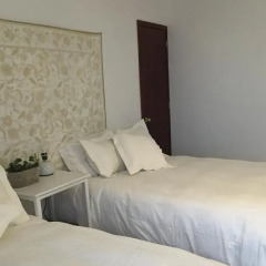 Отель Casa Canario Bed & Breakfast 2* Улучшенный семейный номер с двуспальной кроватью фото 7