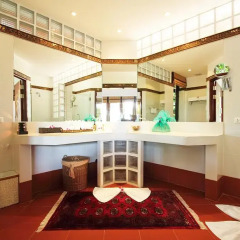 Отель Mom Tri's Villa Royale 5* Люкс с различными типами кроватей фото 24