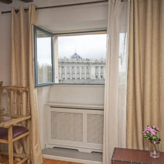 Отель Hostal Central Palace Madrid Испания, Мадрид - отзывы, цены и фото номеров - забронировать отель Hostal Central Palace Madrid онлайн комната для гостей фото 3