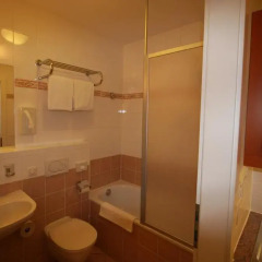 Suite Hotel 900 M Zur Oper 3* Студия