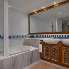 Отель Marriott's Marbella Beach Resort 4* Апартаменты с различными типами кроватей фото 7