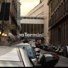 Отель Rome Termini Rooms парковка