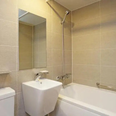 Itaewon Crown hotel 3* Улучшенный номер с различными типами кроватей фото 3