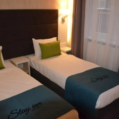 Stay Inn Hostel сейф в номере