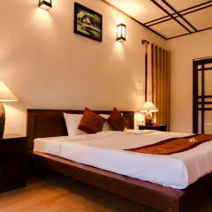 Отель Riverside Bamboo Resort Hoi An комната для гостей