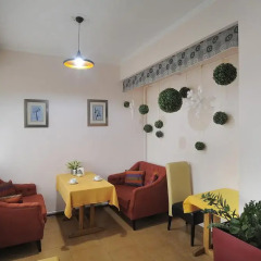 Отель Bed & Breakfast Bishkek 2* Кровать в мужском общем номере фото 6