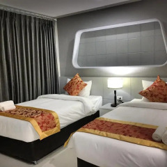 Top High Airport Link Hotel 3* Улучшенный номер с 2 отдельными кроватями фото 4