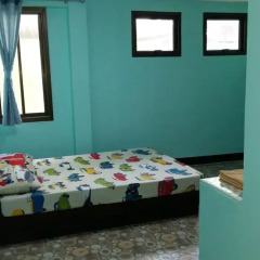 Отель New C.H. Guest House Стандартный номер с двуспальной кроватью фото 3