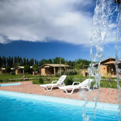 Отель Cabañas Y Suites Villa Bonita Вейнтисинко де Майо бассейн