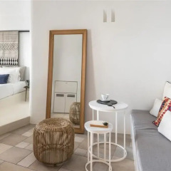 Отель Porto Fira Suites 4* Стандартный номер с различными типами кроватей фото 12