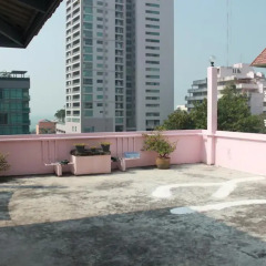 Апартаменты Soi 5 Apartment парковка