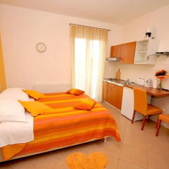 Отель Apartmani Trogir 4* Студия с различными типами кроватей фото 6