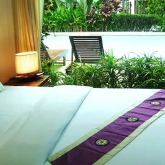 Отель Thai Modern Resort & Spa Таиланд, Бухта Чалонг - отзывы, цены и фото номеров - забронировать отель Thai Modern Resort & Spa онлайн бассейн
