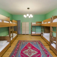 Cheers Hostel Кровать в общем номере с двухъярусной кроватью фото 2