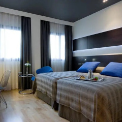 Отель NH Madrid Las Tablas 4* Стандартный номер с различными типами кроватей фото 2