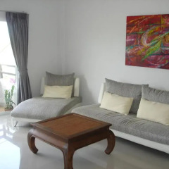 Апартаменты Naiharn Beach Road Apartment комната для гостей фото 3