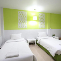 Preme Hostel Стандартный номер с 2 отдельными кроватями фото 2