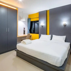 Отель Phoomjai House 3* Улучшенный номер с различными типами кроватей фото 9