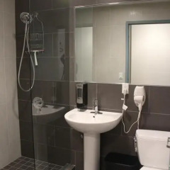 Jazz on Columbus Circle Hostel Кровать в женском общем номере с двухъярусной кроватью фото 6