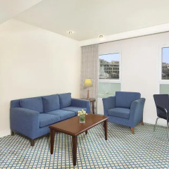 Отель Courtyard by Marriott Dubai Green Community Полулюкс с различными типами кроватей фото 4