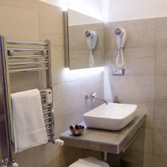 Отель Colonna Luxury Suites 4* Номер Делюкс с различными типами кроватей фото 22