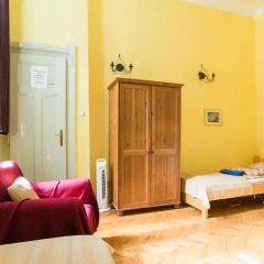 Отель Downtown Oasis Guesthouse Стандартный номер с различными типами кроватей фото 2